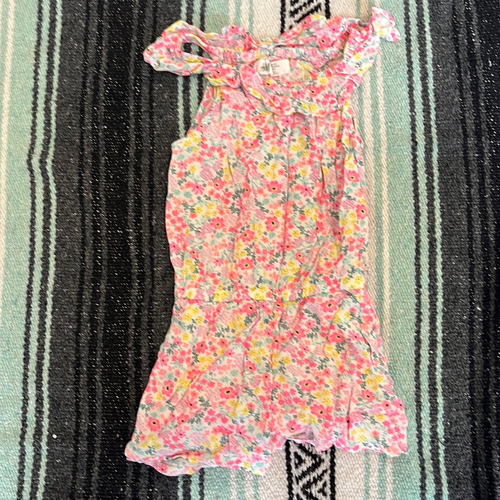 H&M 4/5 girls dress